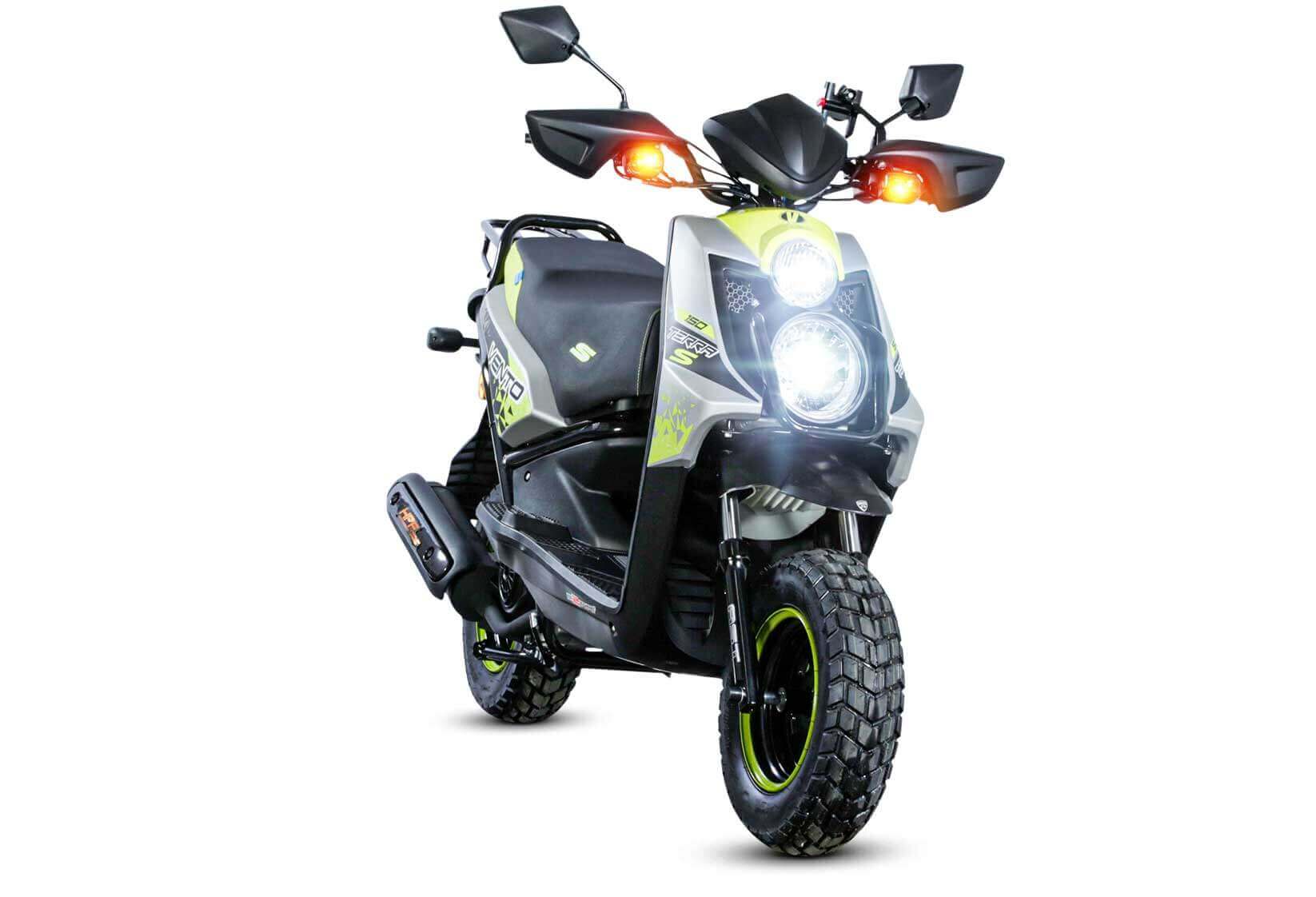 Moto urbana blanca Vento Terra